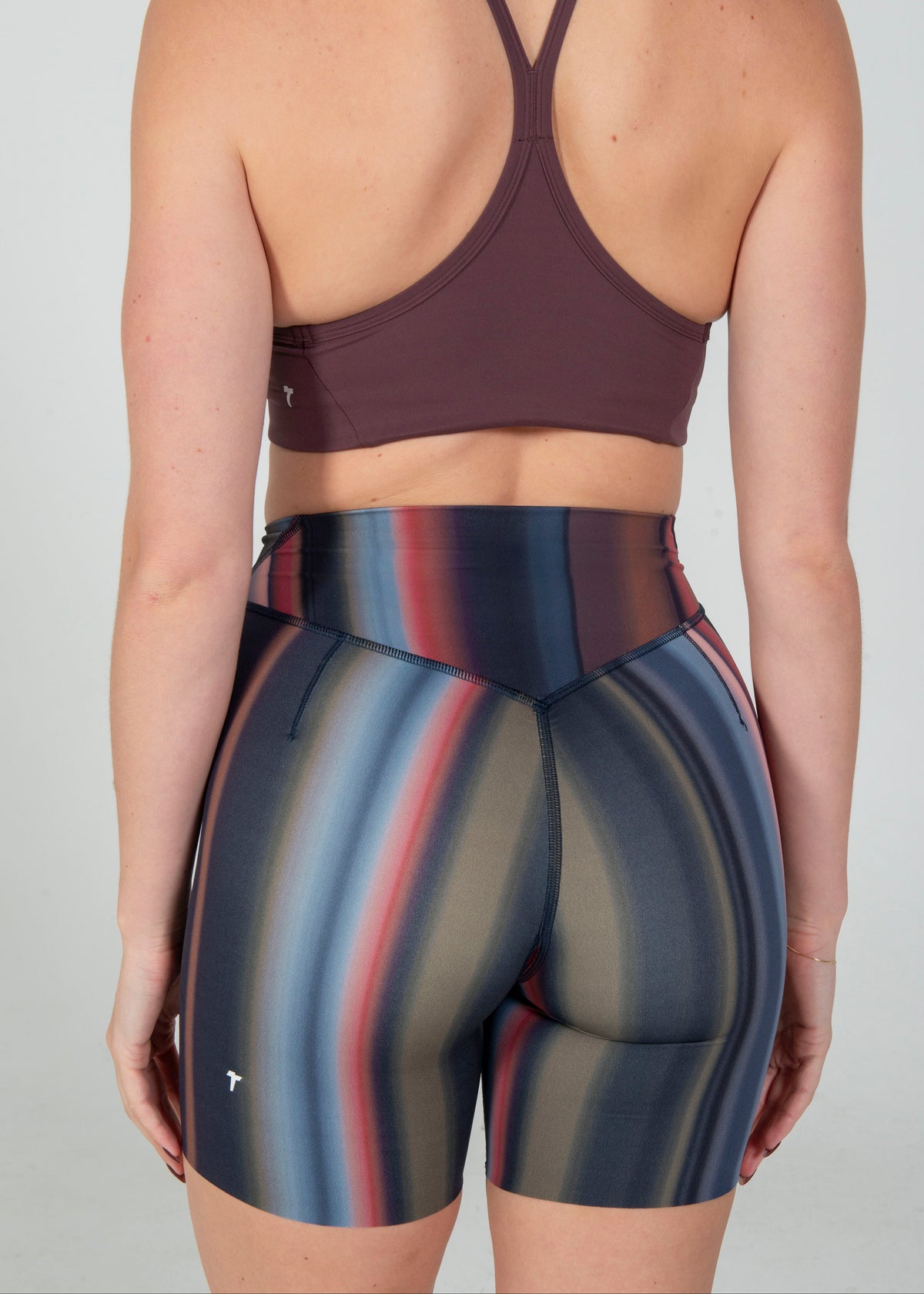 The Meta Studio Short 7" - Stripe