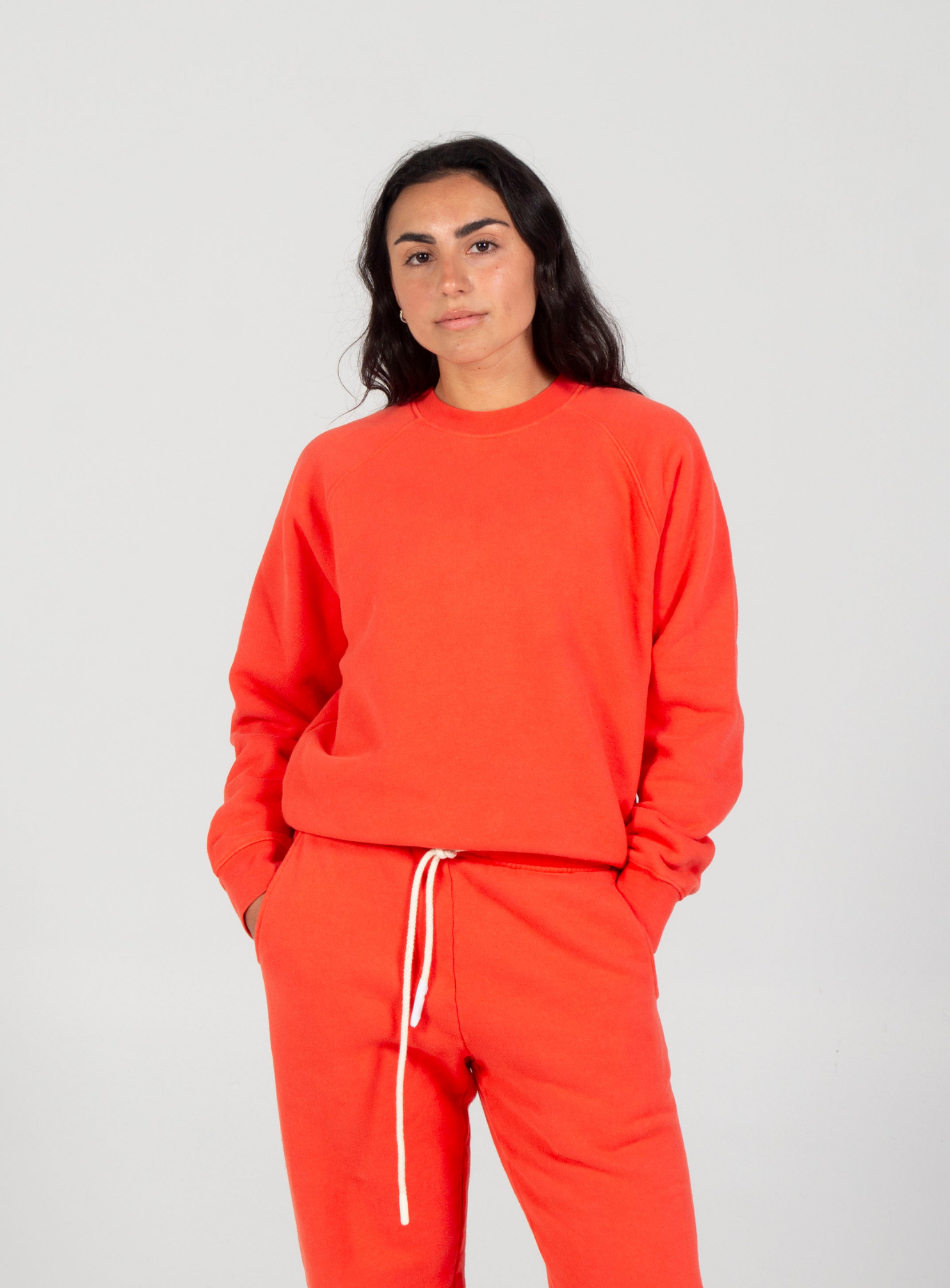 Hangout Crew - Hot Lava