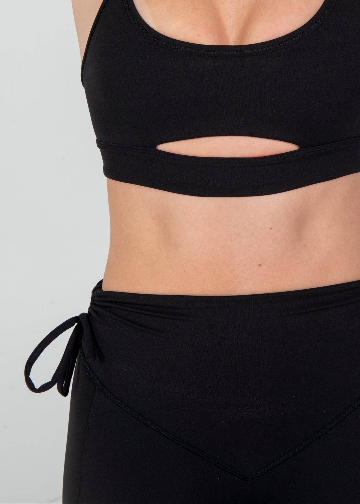 Meta Elevate Capri - Black