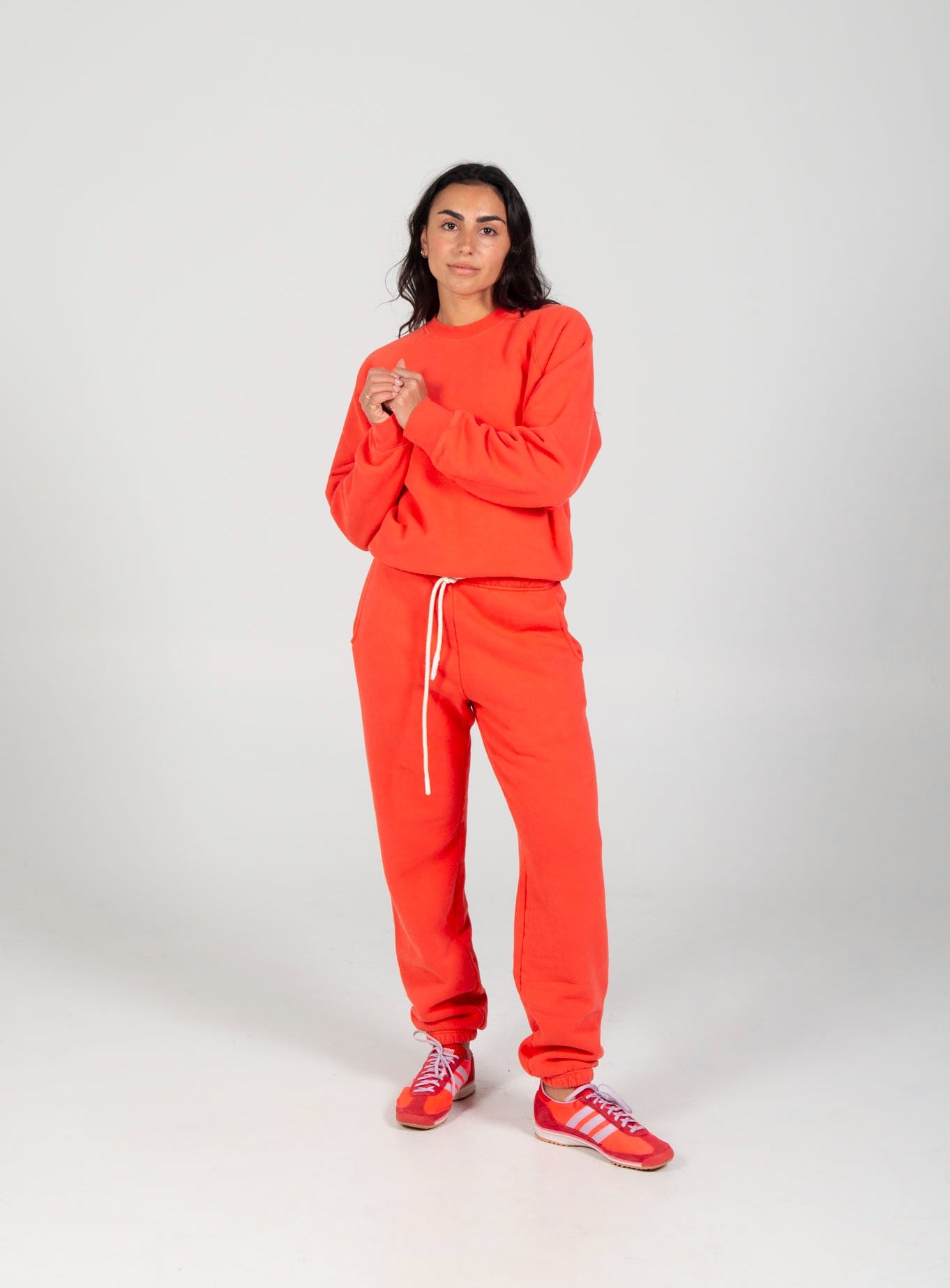 Hangout Crew - Hot Lava