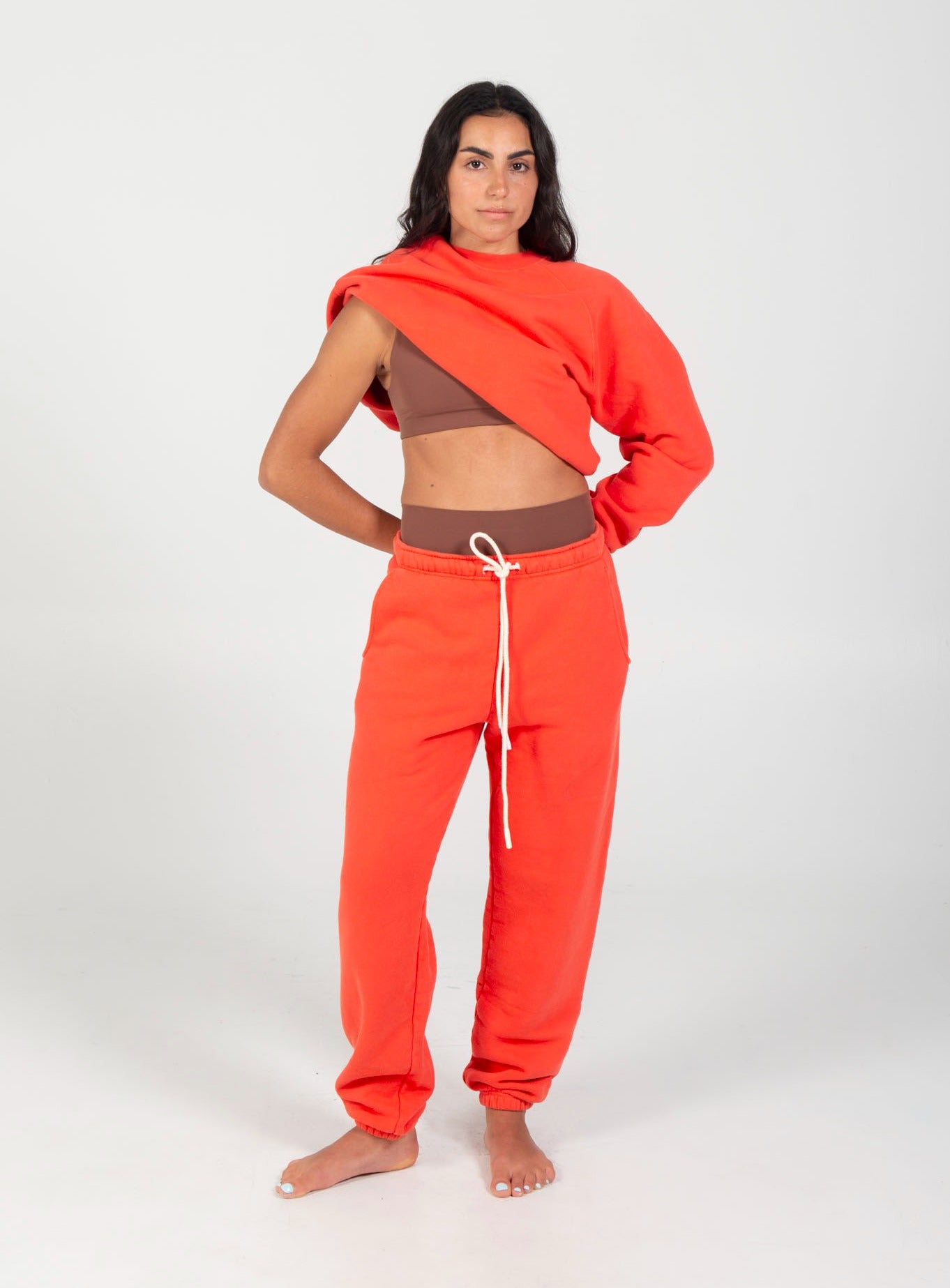 Hangout Crew - Hot Lava